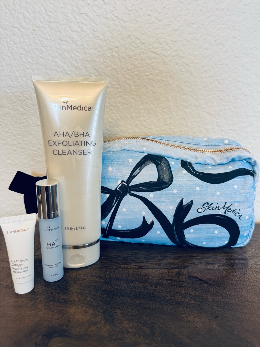 New SkinMedica Skin Care Cleaser, Serum & Moisturizer Set in Travel Cosmetic Bag